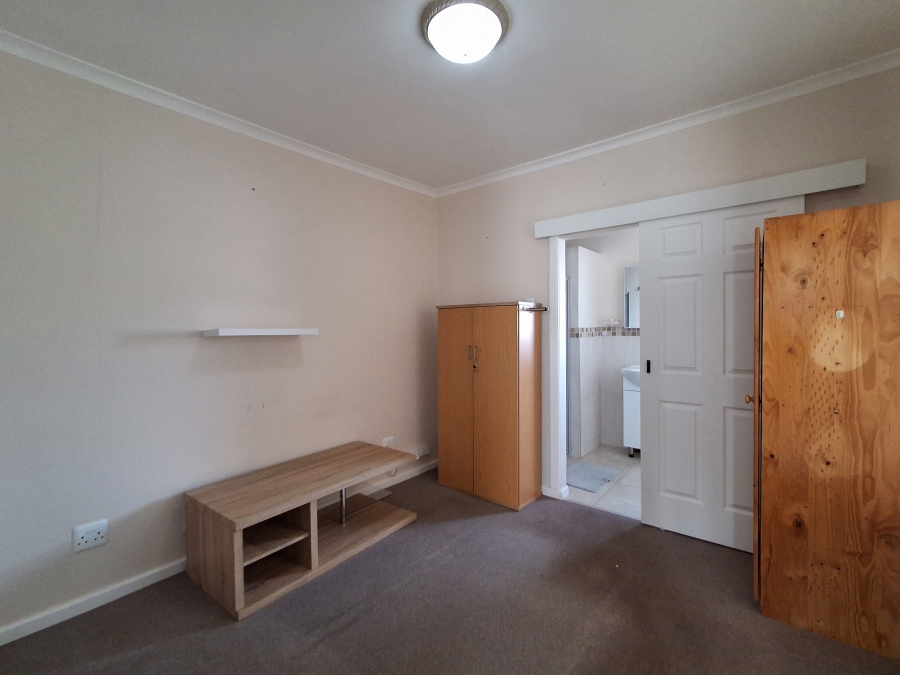 1 Bedroom Property for Sale in Walmer Heights Eastern Cape